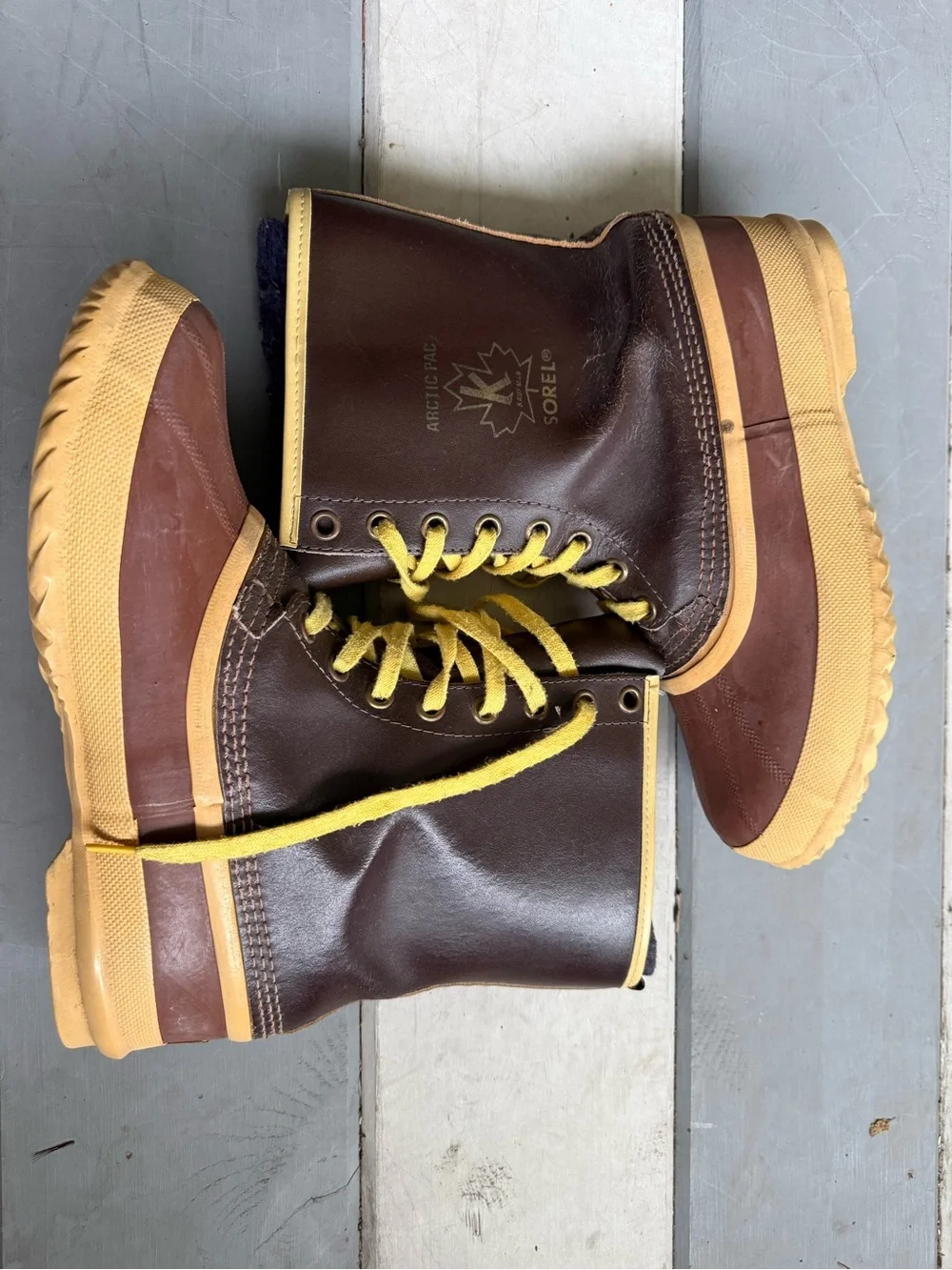 Sorel Brown and Yellow Lace-Up Men's Duck Boots Sz13